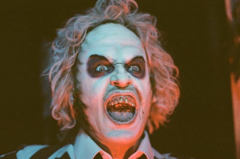 Icons of Darkness: Jump Scares And Screen-Used Horror Props in Hollywood