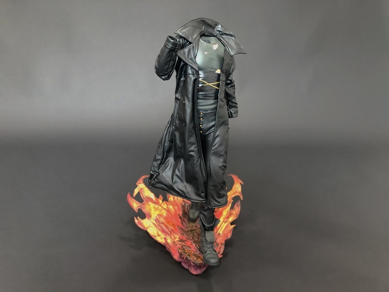 Side Show The Crow Body