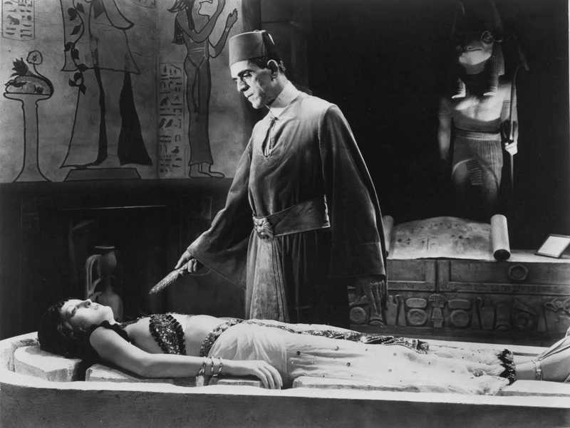 Boris-Karloff-The-Mummy-Zita-Johann-Karl