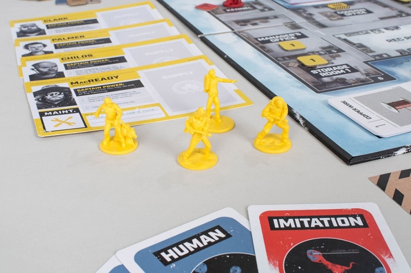 Mondo-TheThing-Maint-Figures