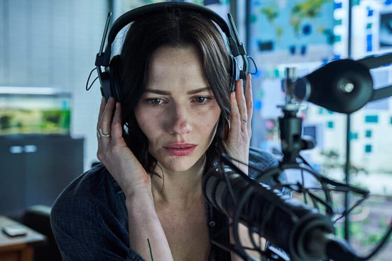 Discussing Doppelgängers And Deadites With MONOLITH’s Lily Sullivan And Matt Vesely