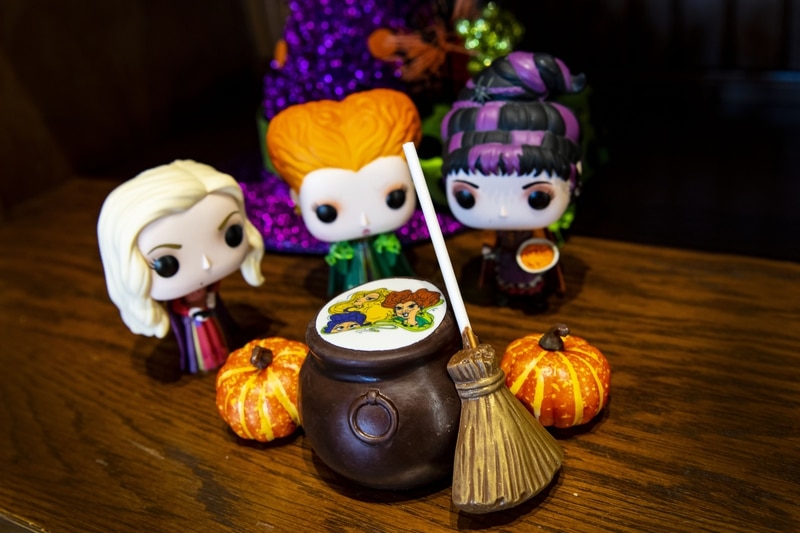 WDW_Disney Springs_H2H_Ganachery_HotCocoaBomb2 (1)