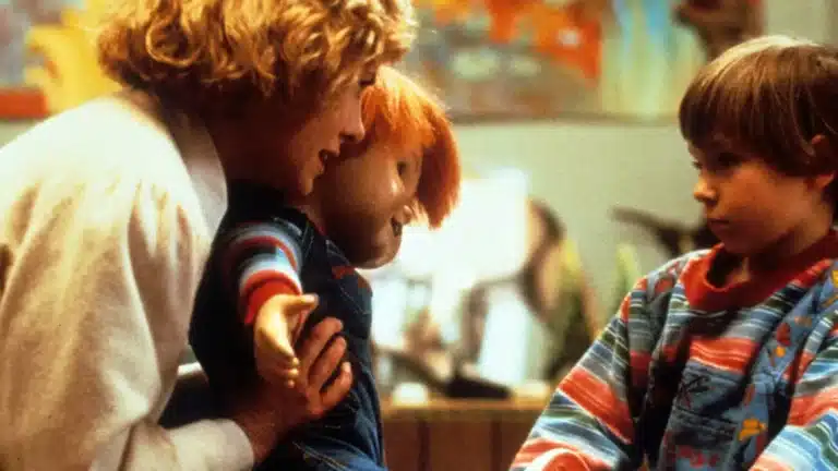 12 Non-Gory Scary Movies To Get Kids Excited About The Genre