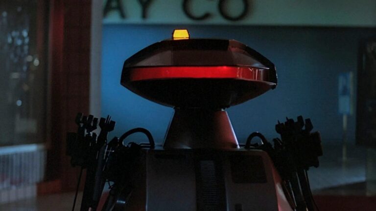 CHOPPING MALL And The Dangers Of AI