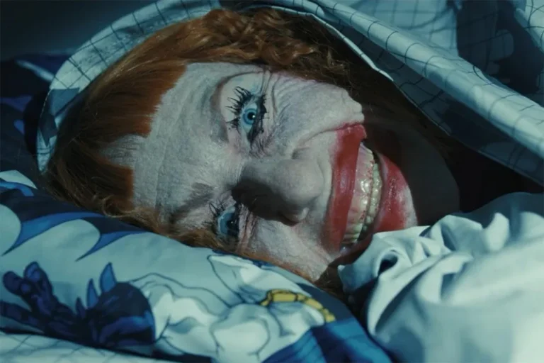 Amy Madigan as Aunt Gladys in WEAPONS (Credit: New Line Cinema)