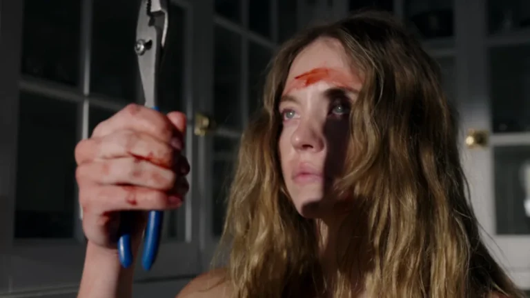 Sydney Sweeney in THE HOUSEMAID (Credit: Lionsgate)