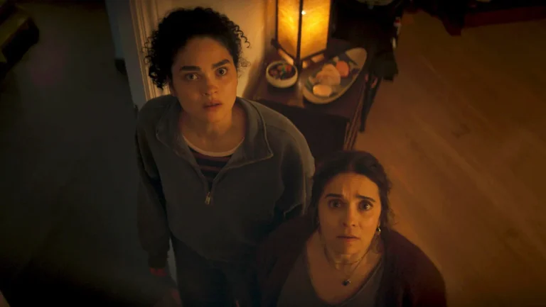 MONITOR (Credit: Searchlight Pictures)