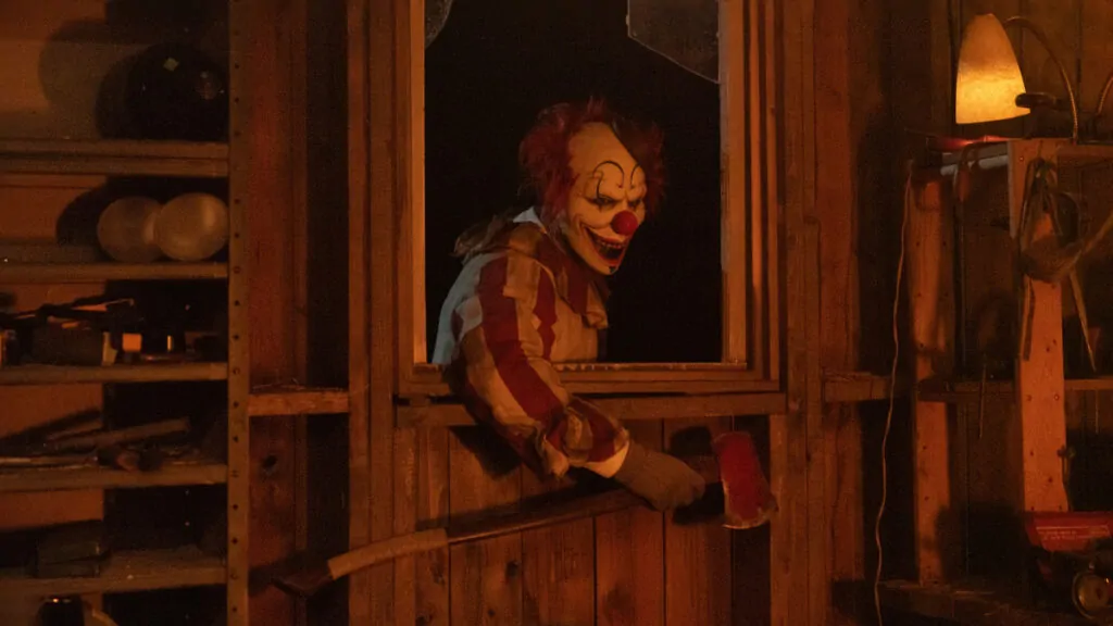 CLOWN IN A CORNFIELD (2025)