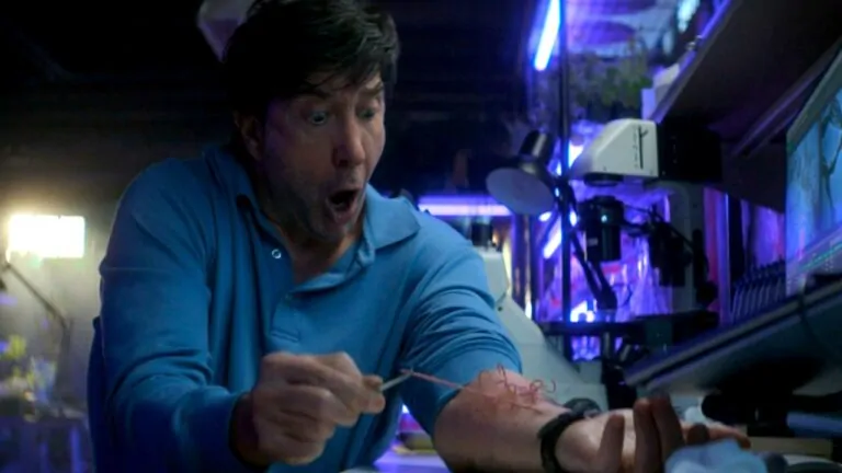 David Schwimmer in GOOSEBUMPS: THE VANISHING