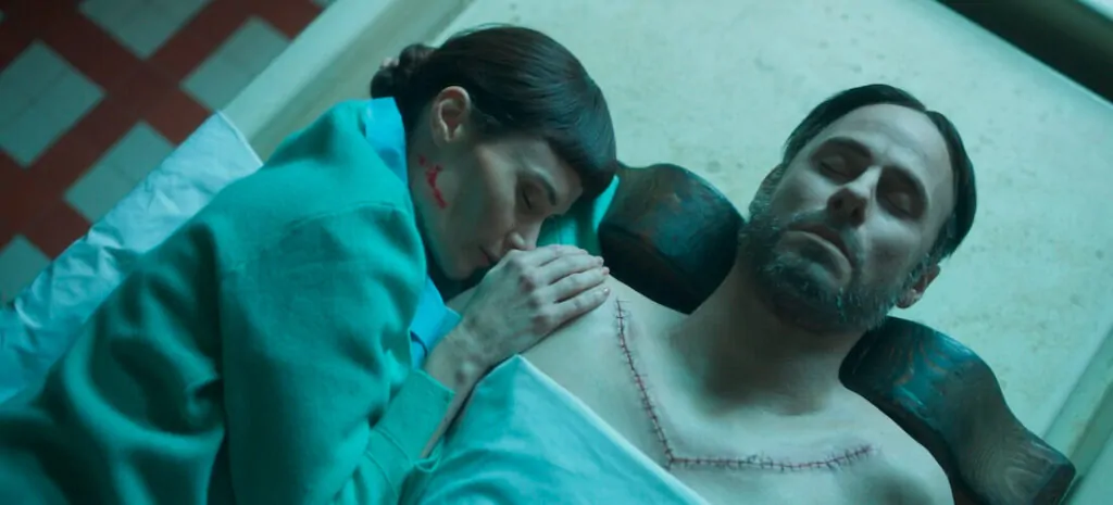 BROKEN BIRD (Credit: Firebrook Entertainment)