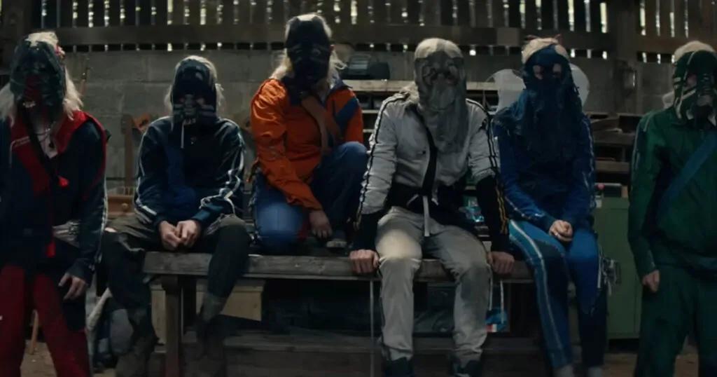 Budget cuts and brutality in 28 YEARS LATER: THE BONE TEMPLE (Credit: Sony)