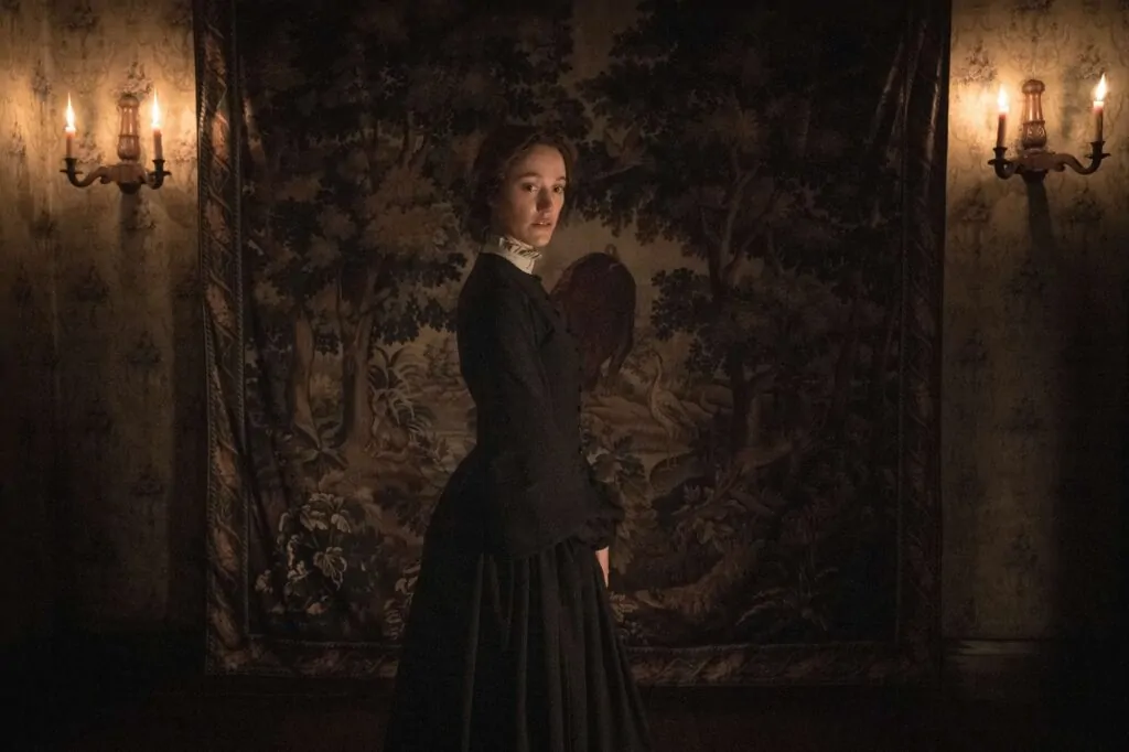 Maika Monroe in VICTORIAN PSYCHO (Credit: Bleecker Street)