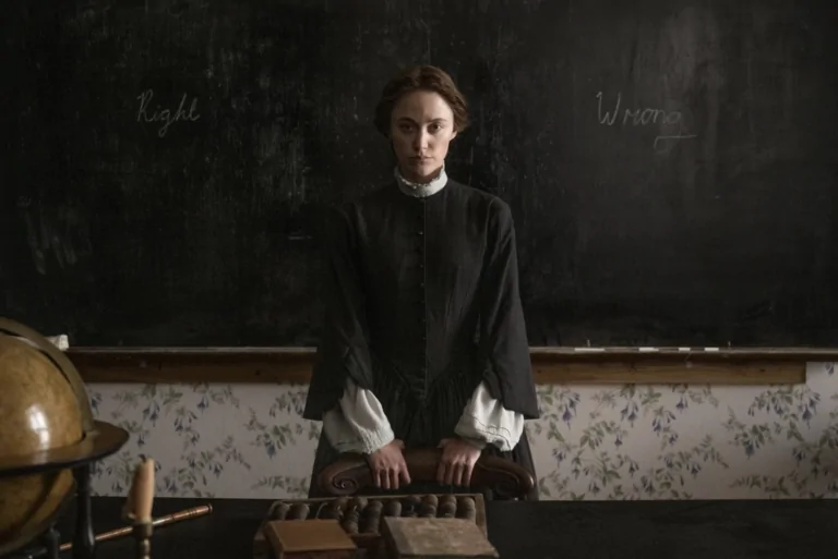 Maika Monroe Is One Mad Nanny In New VICTORIAN PSYCHO Trailer
